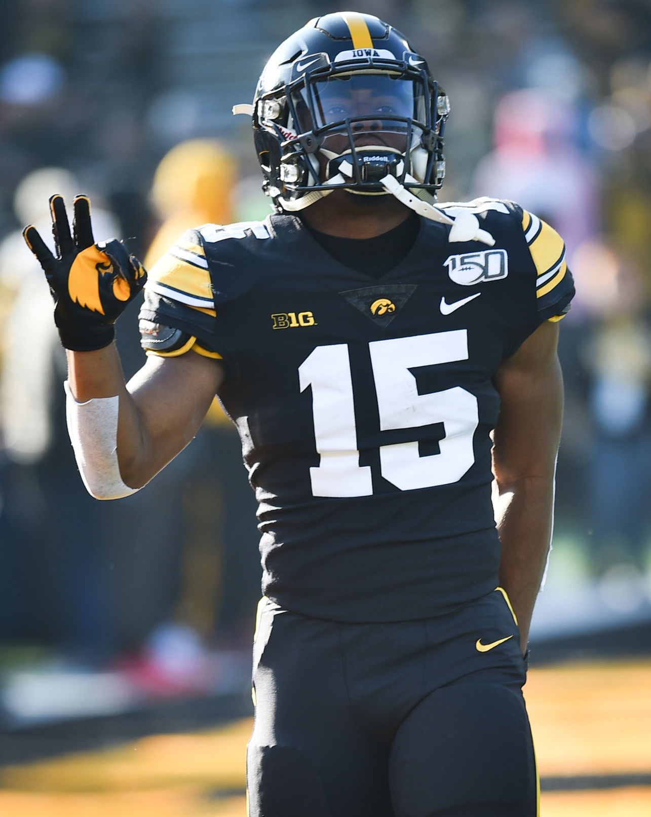111619-qct-spt-iowa-minn-foot-017a.jpg